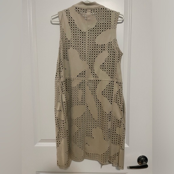 MELANIE LYNE open front laser cut long line vest, size small - Picture 2 of 7